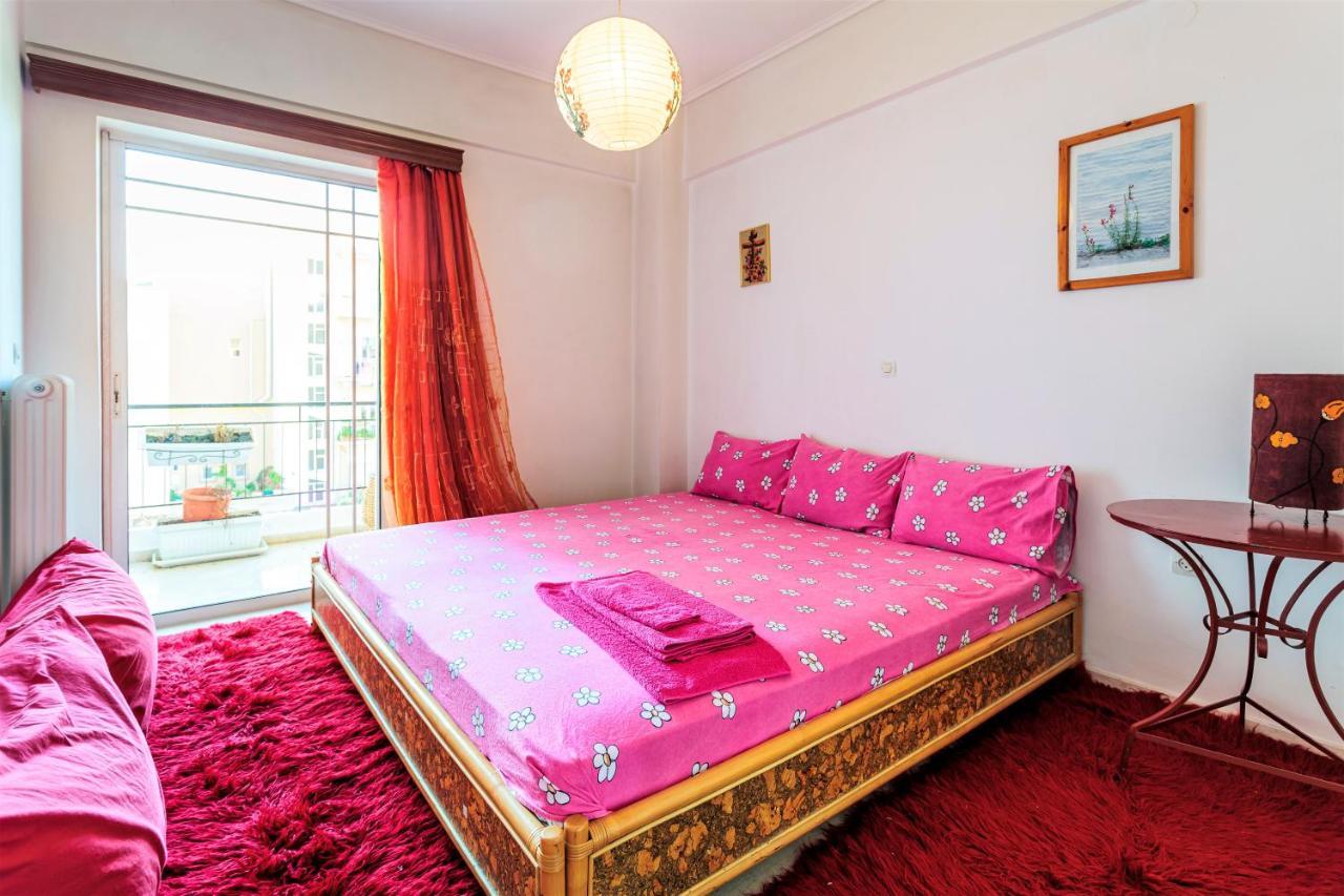 Bright Comfy Flat Near The Beach & The City Center 칼라마타 외부 사진