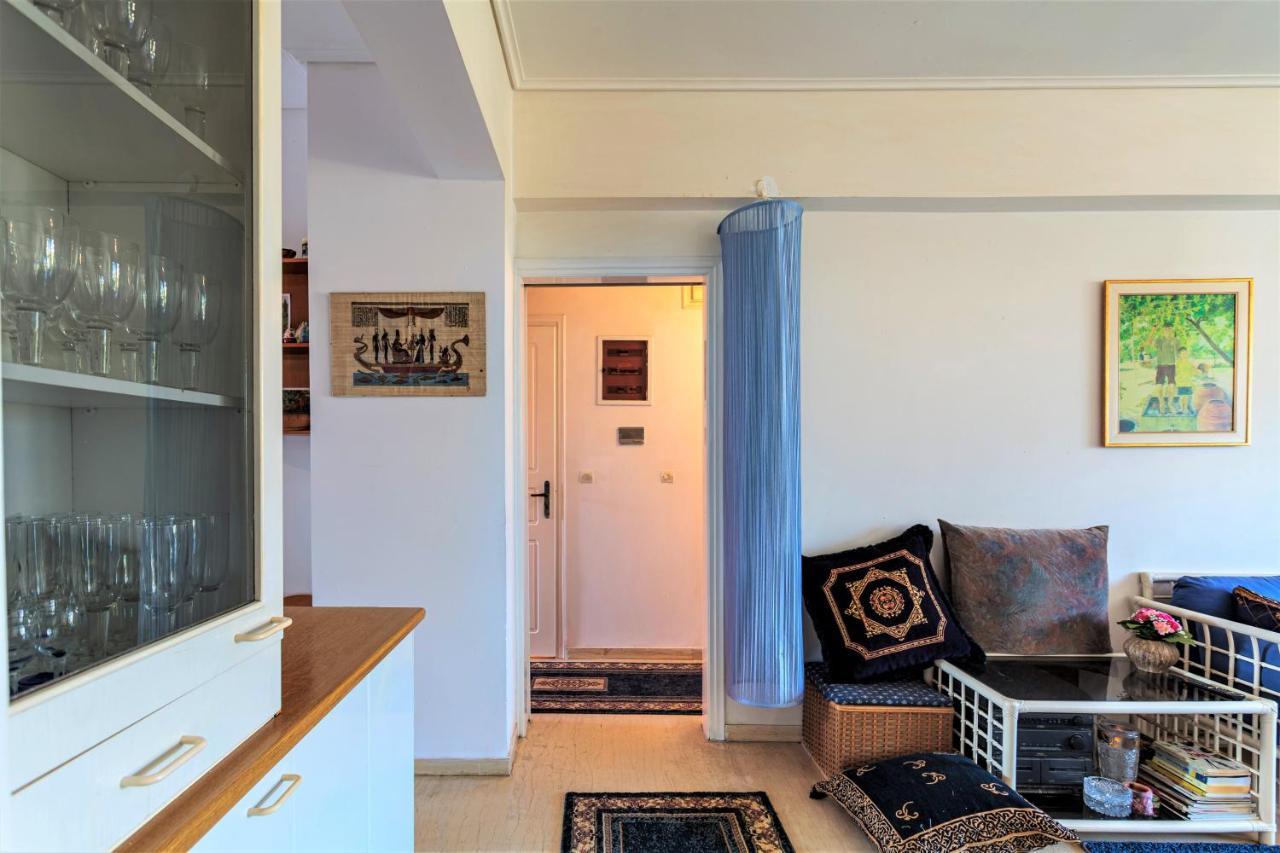 Bright Comfy Flat Near The Beach & The City Center 칼라마타 외부 사진