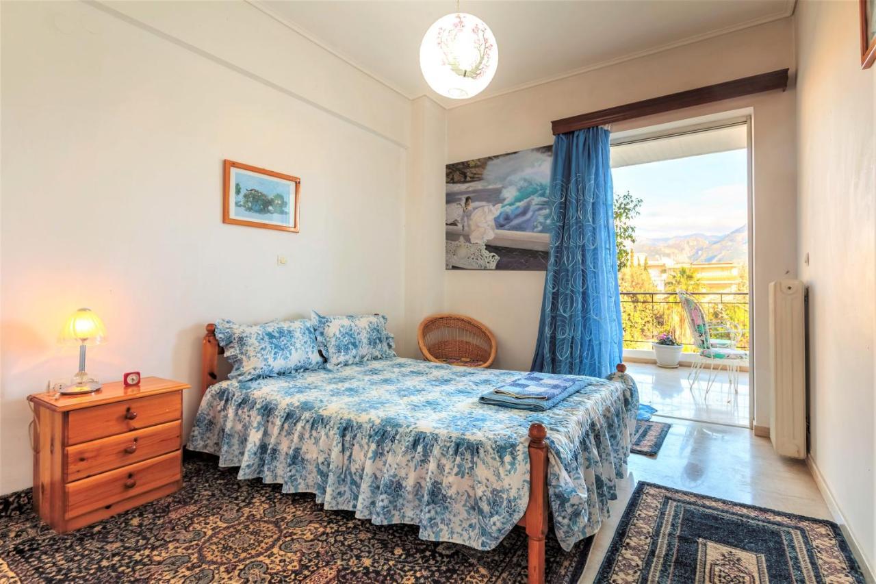 Bright Comfy Flat Near The Beach & The City Center 칼라마타 외부 사진
